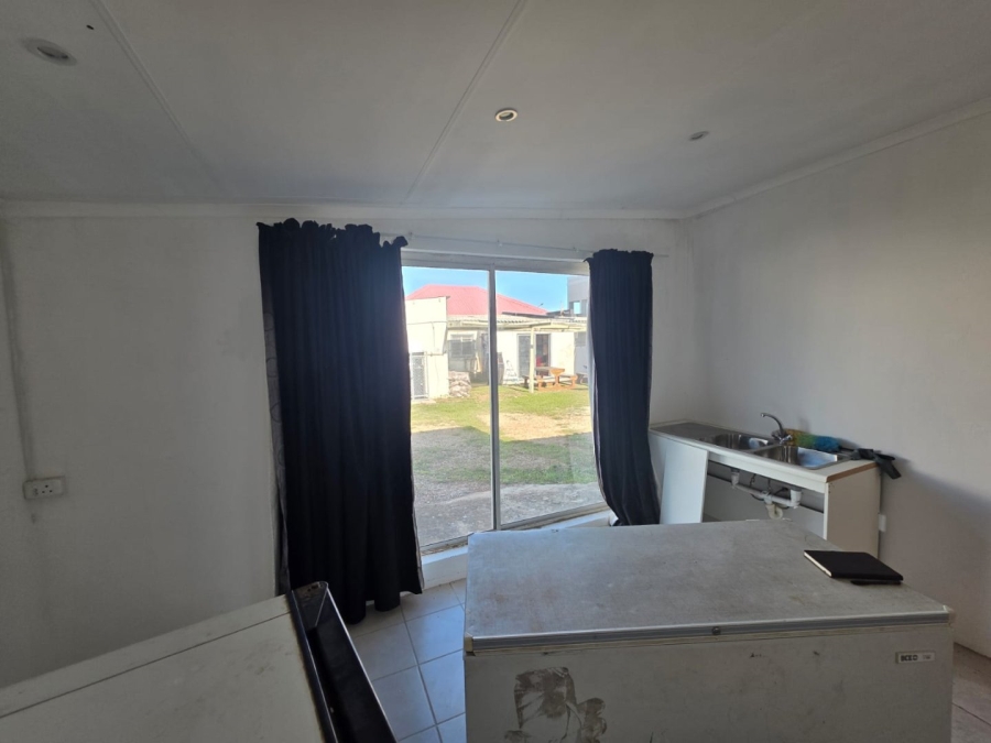 2 Bedroom Property for Sale in Wavecrest Eastern Cape